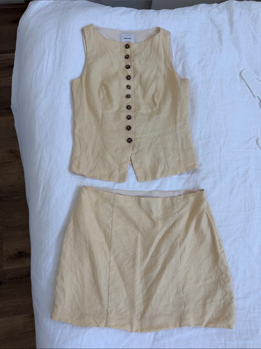 Reformation Lina Linen Set in Yellow - sold out! - Picture 2 of 5